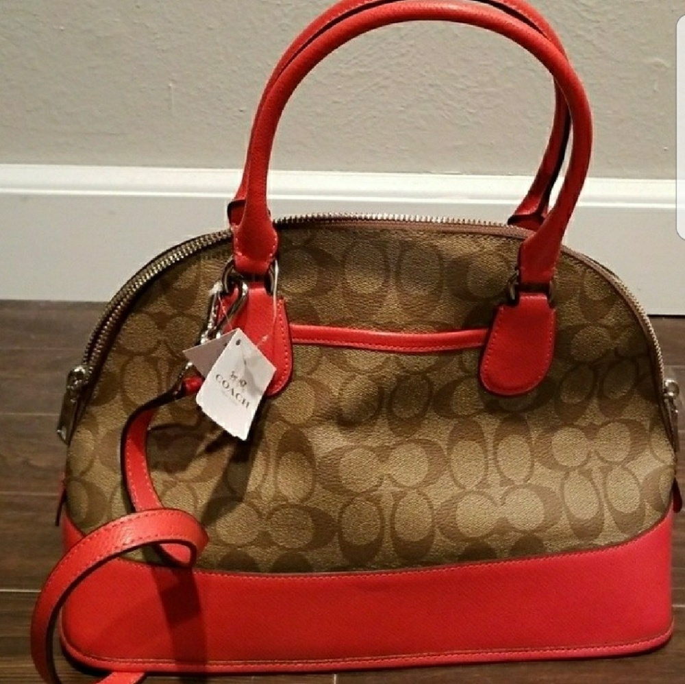 **NEW Coach purse PERFECT  NEW CONDITION⚘⚘
